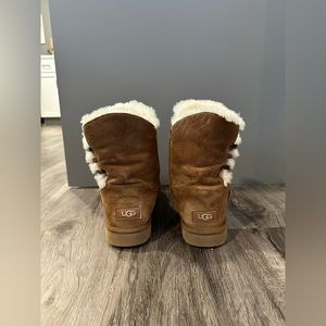 Women’s Ugg Boots Size 7